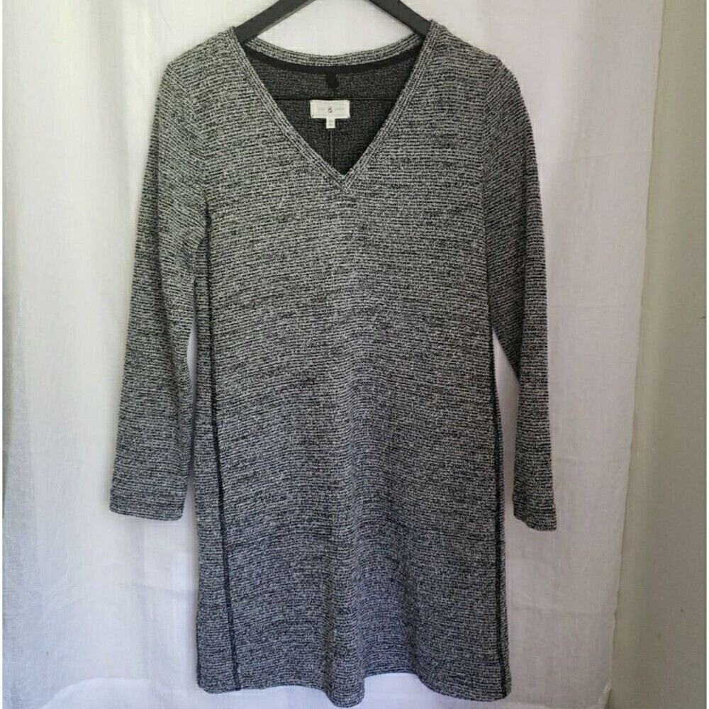 NWT Lou & Grey Sweater Dress Textured V Neck Long Sleeve Pockets Black Women XS